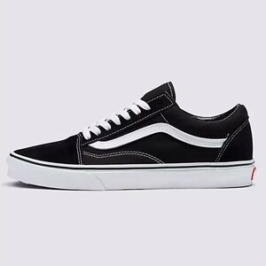 Men’s Black Old Skool Vans Shoe
